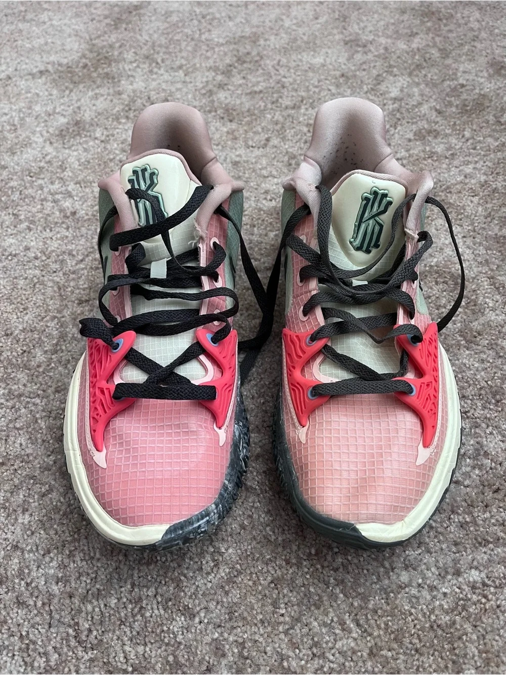 Men’s Nike Kyrie Low 4 Pale Coral Basketball Shoes